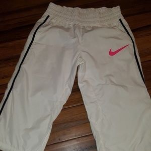 GUC Nike White Dri-Fit Workout Capris, Size Small